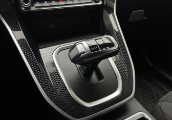 Подержанный автомобиль Haval M6 2023 года (12 фото)