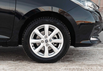 Подержанный автомобиль Changan Alsvin 2023 года (9 фото)