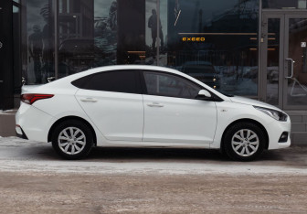 Подержанный автомобиль Hyundai Solaris Sedan 2019 года (4 фото)