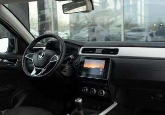 Подержанный автомобиль Renault Arkana 2021 года (10 фото)