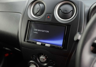 Подержанный автомобиль Nissan Note 2020 года (13 фото)