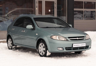 Подержанный автомобиль Chevrolet Lacetti Hatchback 2007 года (3 фото)