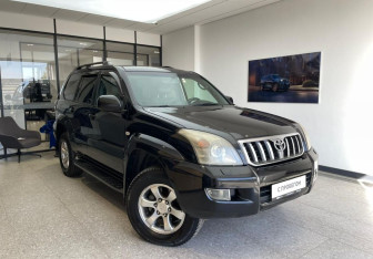 Подержанный автомобиль Toyota Land Cruiser Prado 2003 года (4 фото)