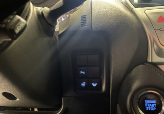 Подержанный автомобиль Toyota Land Cruiser Prado 2021 года (17 фото)