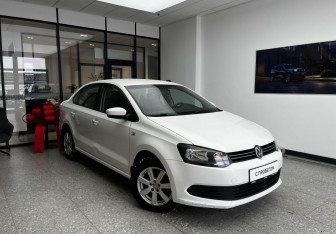 Подержанный автомобиль Volkswagen Polo Sedan 2012 года (3 фото)