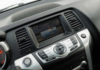 Подержанный автомобиль Nissan Murano Suv 2010 года (15 фото)