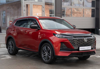 Подержанный автомобиль Changan CS55PLUS 2023 года (3 фото)