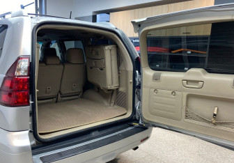 Подержанный автомобиль Lexus GX 2008 года (9 фото)