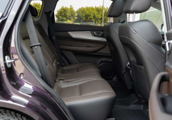 Подержанный автомобиль Chery Tiggo 8 Pro 2021 года (19 фото)