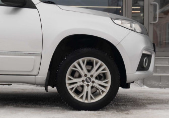 Подержанный автомобиль Chery Tiggo 3 2019 года (9 фото)