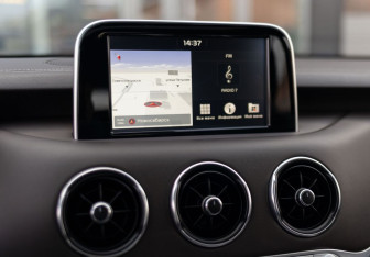 Подержанный автомобиль Kia Stinger 2018 года (14 фото)