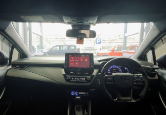 Подержанный автомобиль Toyota Corolla Wagon 2021 года (17 фото)