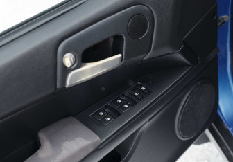 Подержанный автомобиль SsangYong Actyon 2010 года (16 фото)