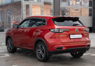 Подержанный автомобиль Changan CS55PLUS 2023 года (7 фото)