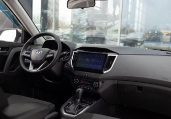 Подержанный автомобиль Hyundai Creta 2018 года (10 фото)