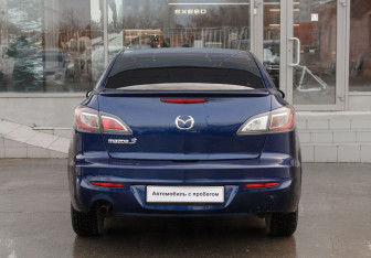 Подержанный автомобиль Mazda 3 Sedan 2012 года (6 фото)