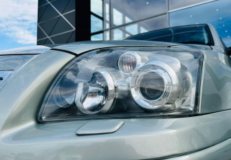 Подержанный автомобиль Toyota Avensis Sedan 2007 года (25 фото)