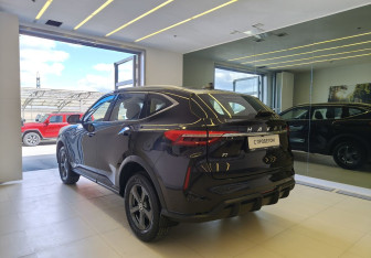 Подержанный автомобиль Haval F7 2023 года (6 фото)