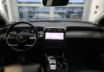 Подержанный автомобиль Hyundai Tucson 2021 года (8 фото)