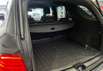 Подержанный автомобиль Mercedes-Benz GLE 2017 года (17 фото)