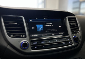 Подержанный автомобиль Hyundai Tucson 2015 года (14 фото)