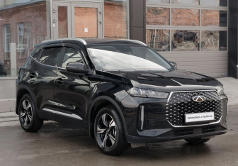 Подержанный автомобиль Chery Tiggo 4 2025 года (3 фото)