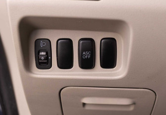 Подержанный автомобиль Mitsubishi Outlander 2008 года (17 фото)