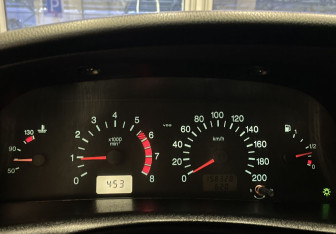 Подержанный автомобиль Chevrolet Niva 2011 года (12 фото)