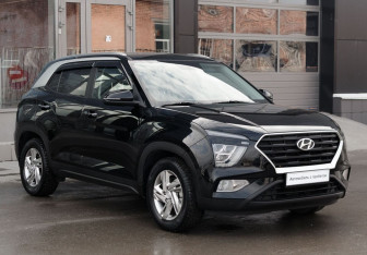 Подержанный автомобиль Hyundai Creta 2022 года (3 фото)