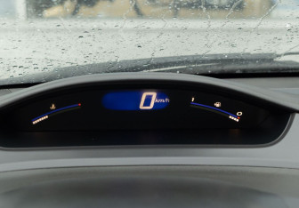 Подержанный автомобиль Honda Civic Sedan 2006 года (13 фото)