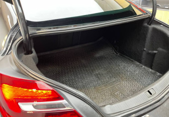 Подержанный автомобиль Opel Insignia Sedan 2014 года (16 фото)