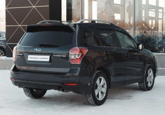 Подержанный автомобиль Subaru Forester Suv 2013 года (5 фото)