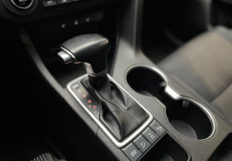 Подержанный автомобиль Kia Sportage 2017 года (10 фото)