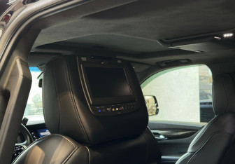 Подержанный автомобиль Cadillac Escalade Suv 2019 года (24 фото)