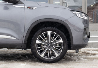 Подержанный автомобиль Chery Tiggo 8 Pro Max 2024 года (9 фото)