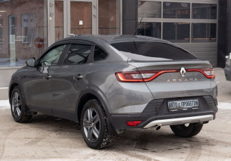 Подержанный автомобиль Renault Arkana 2021 года (7 фото)