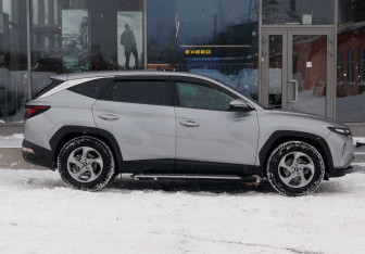 Подержанный автомобиль Hyundai Tucson 2021 года (4 фото)