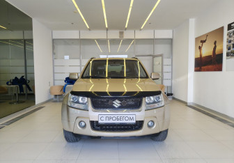 Подержанный автомобиль Suzuki Grand Vitara 2006 года (2 фото)