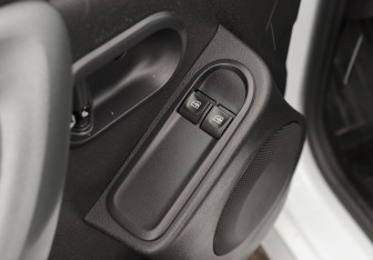 Подержанный автомобиль Renault Duster 2020 года (18 фото)