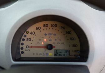 Подержанный автомобиль Toyota Passo 2012 года (12 фото)