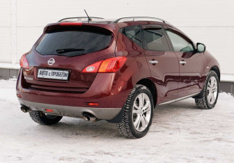 Подержанный автомобиль Nissan Murano Suv 2010 года (5 фото)