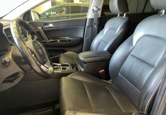 Подержанный автомобиль Kia Sportage 2021 года (14 фото)