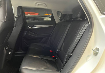 Подержанный автомобиль JAC JS6 2023 года (15 фото)