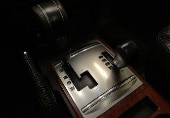 Подержанный автомобиль Mitsubishi Pajero 2006 года (11 фото)