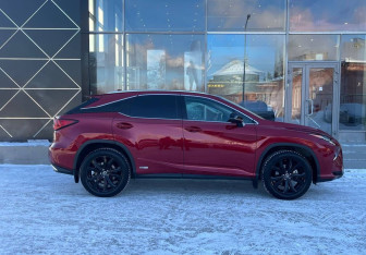 Подержанный автомобиль Lexus RX 2018 года (4 фото)