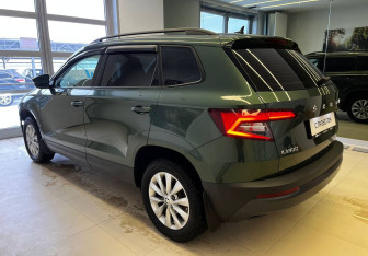 Подержанный автомобиль Skoda Karoq 2021 года (7 фото)