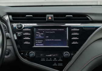 Подержанный автомобиль Toyota Camry Sedan 2020 года (14 фото)