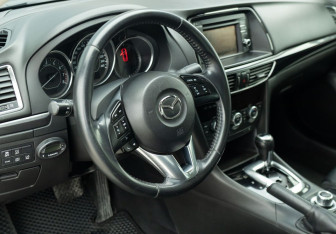 Подержанный автомобиль Mazda 6 Sedan 2012 года (11 фото)