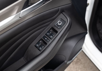 Подержанный автомобиль Haval F7 2019 года (18 фото)