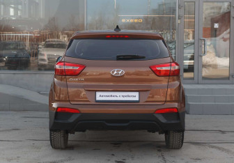 Подержанный автомобиль Hyundai Creta 2018 года (6 фото)
